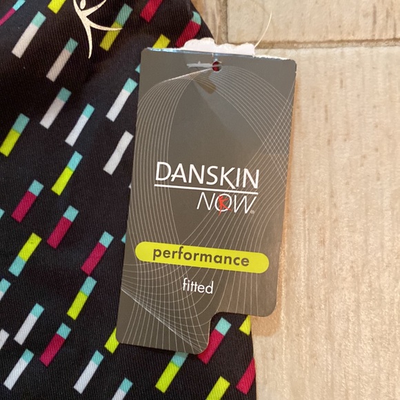 Girls danskin fitted capris - Picture 2 of 2